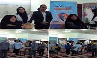 بر پایی ایستگاه سلامت به مناسبت هفته سلامت  توسط کارشناسان مرکز بهداشت و همکاری بسیج جامعه پزشکی 